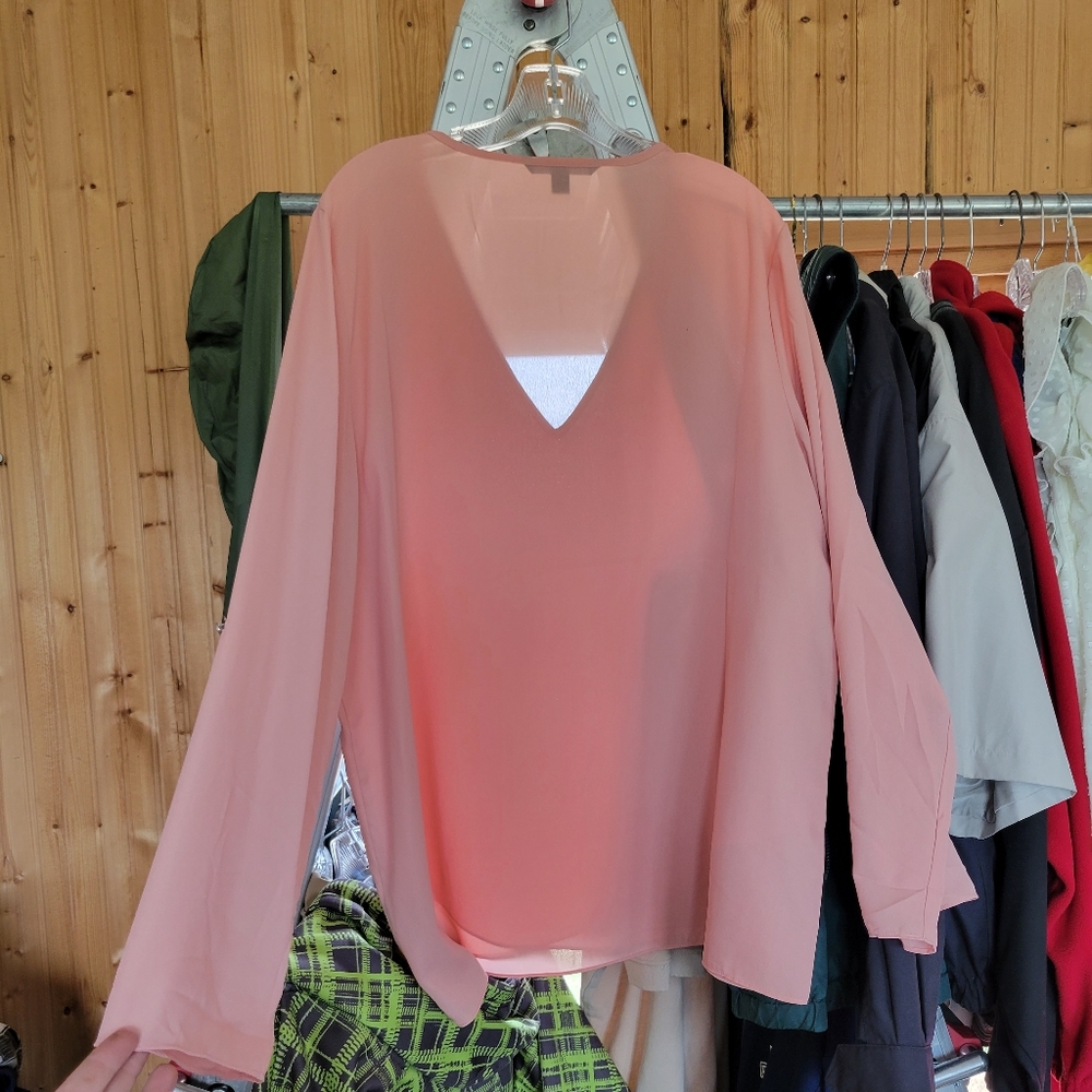 Zac & Rachel light pink blouse